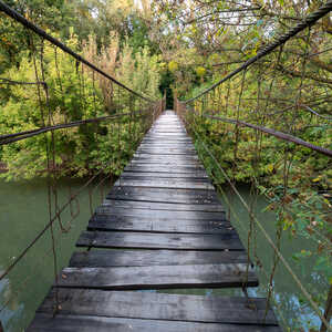 Lanový most cez rieku Latorica