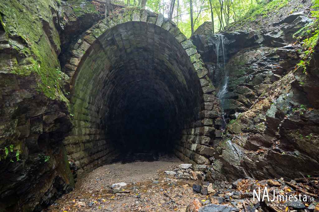 Slavošovský tunel