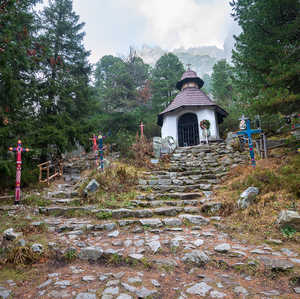 Tatranský symbolický cintorín pod Ostrvou