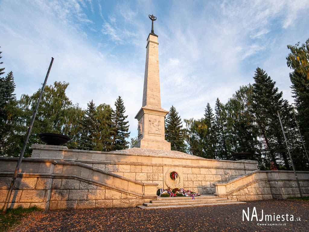 Pamätník a vojenský cintorín Háj-Nicovô